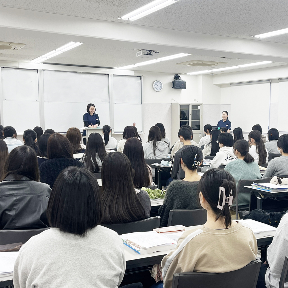 初日の授業は…？